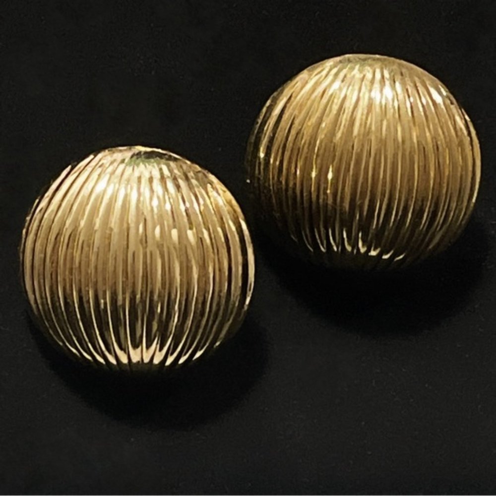 Beautiful Vintage Lantern Earrings